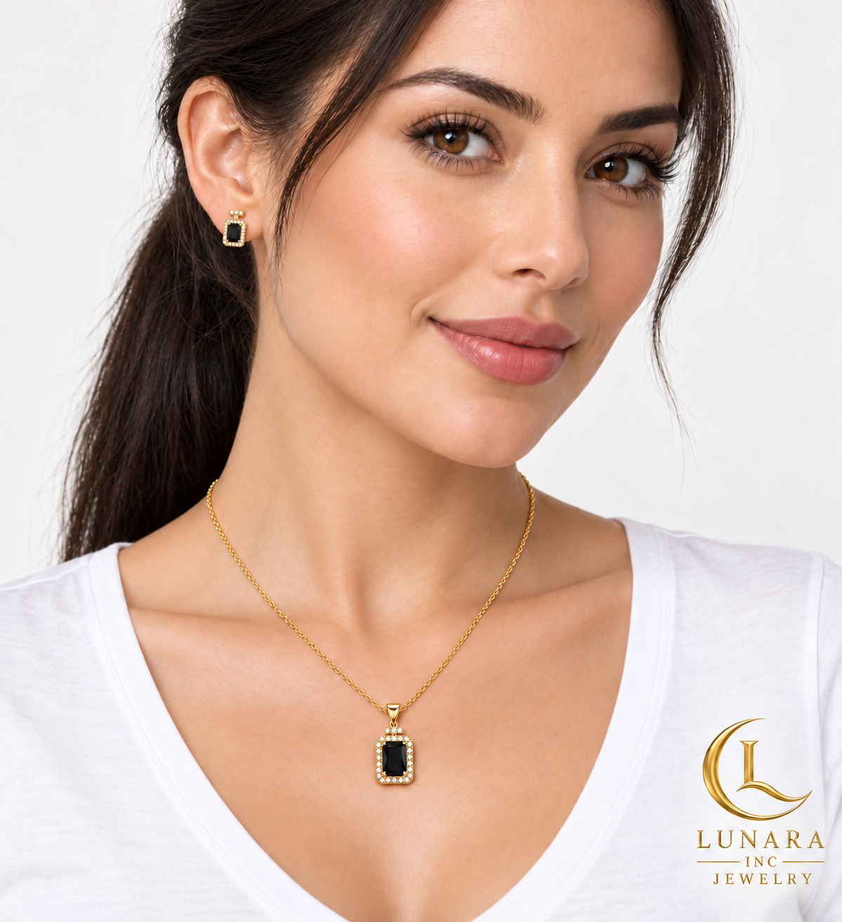 Midnight Elegance Pendant Chain & Earrings Set