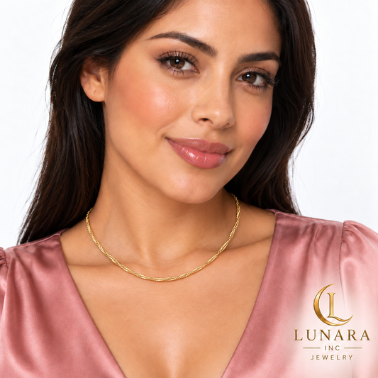 Gold Twisted Rope Chain Choker Necklace – Minimalist Diamond-Cut Necklace