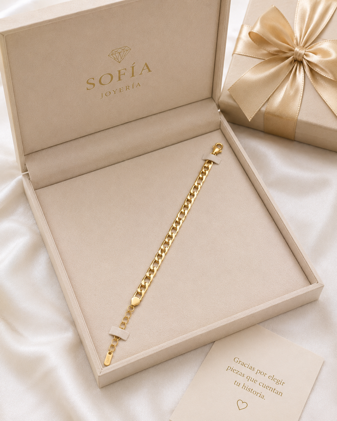 Lunara Flat Cuban Link Gold Bracelet
