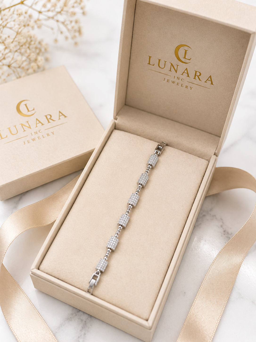 Silver Pavé Barrel Link Bracelet