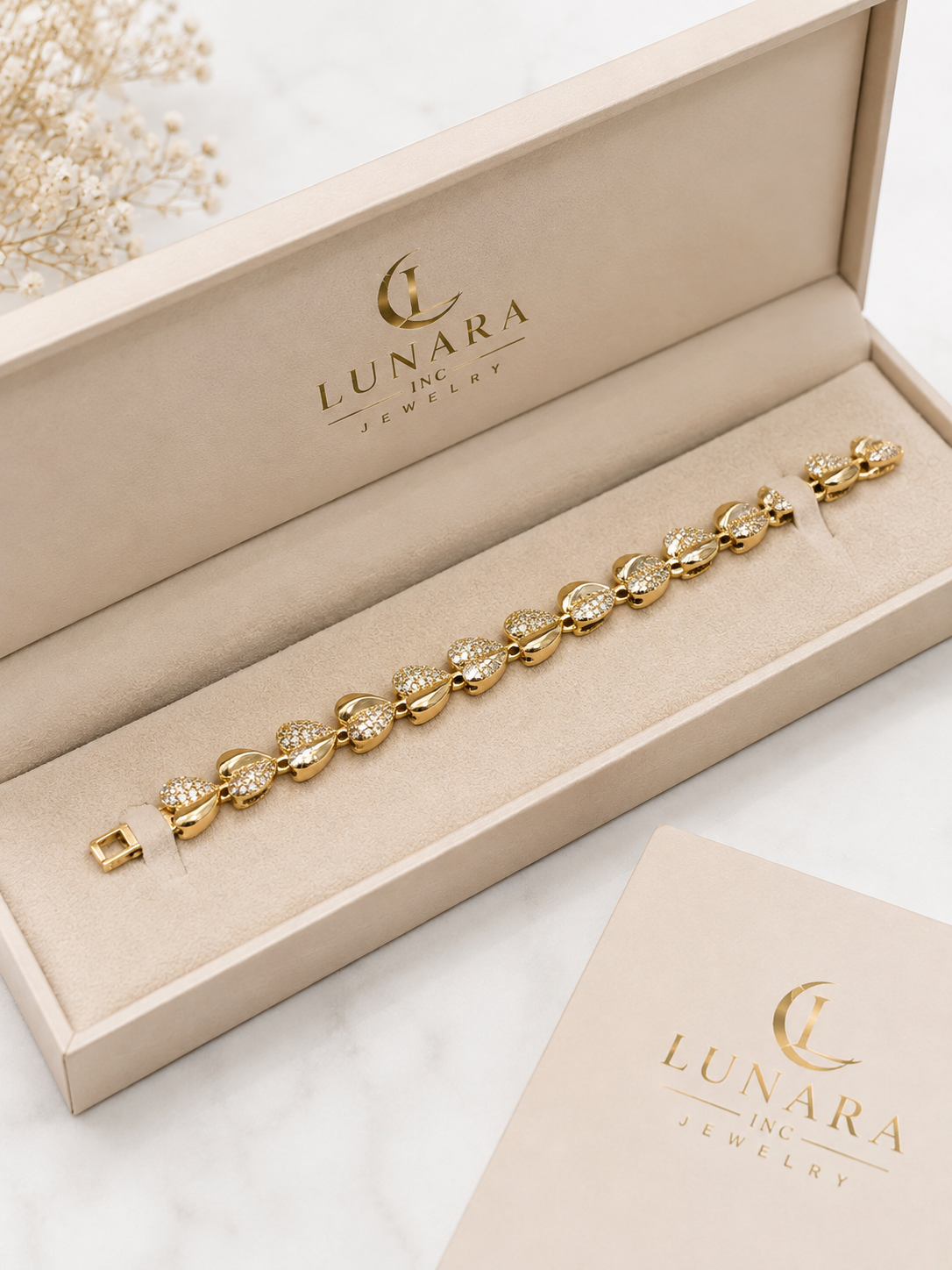 Golden Half Pavé Heart Link Bracelet
