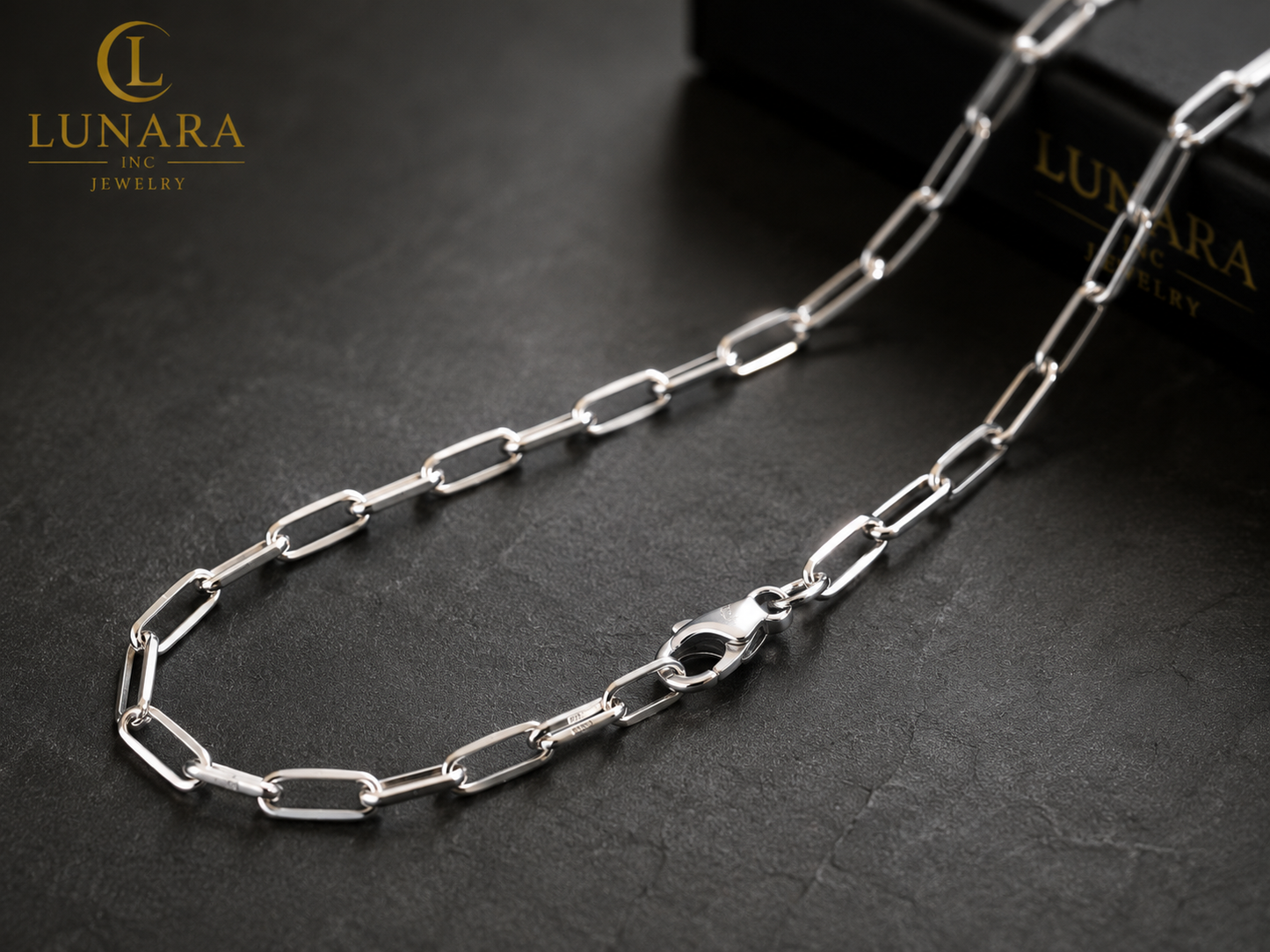 Lunara Titan Link Necklace