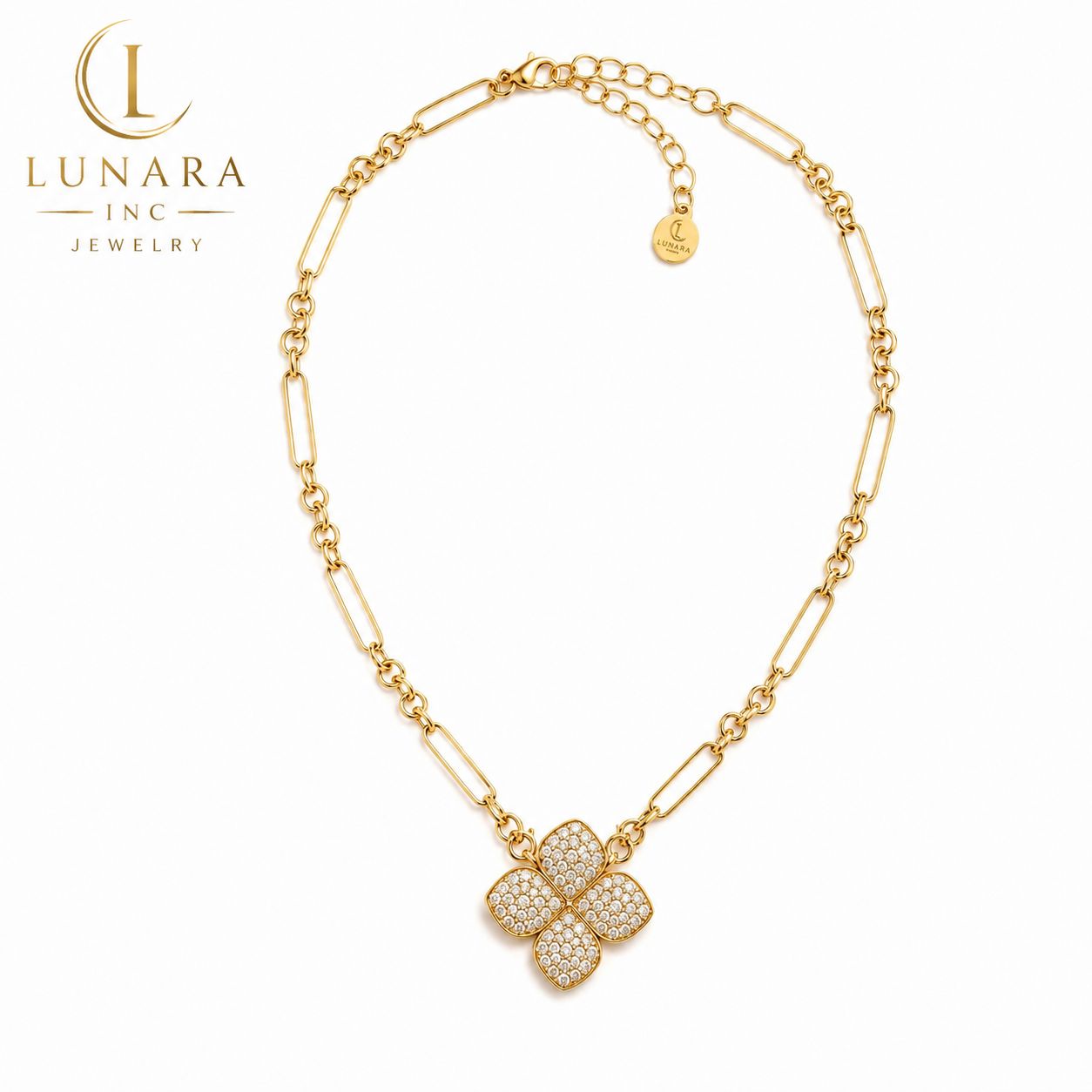 Lunara Floral Pendant Necklace