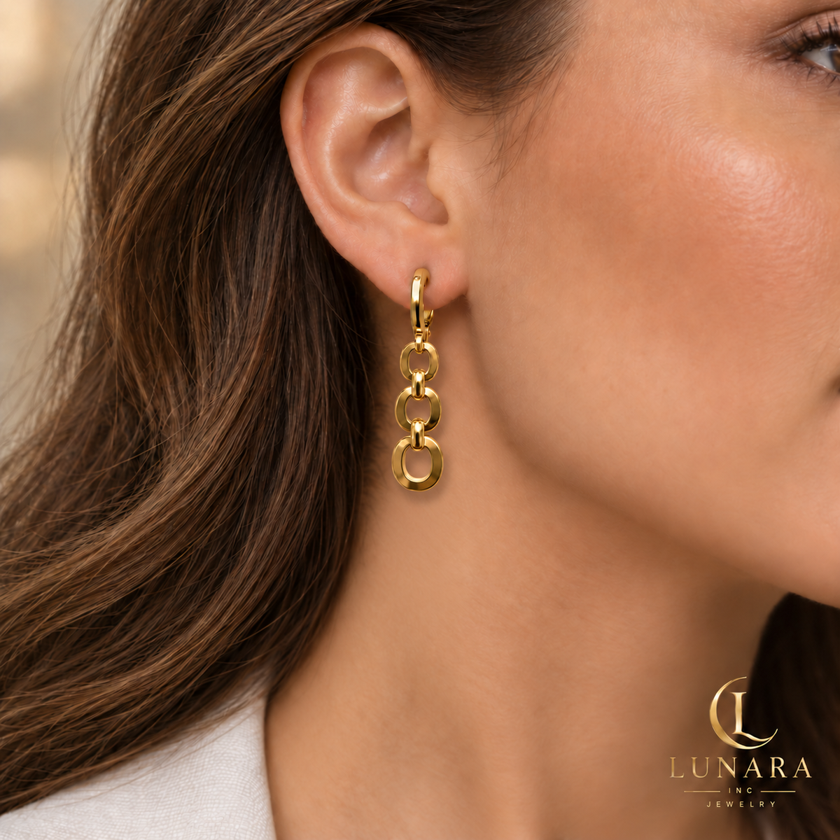 Graduated Oval Link Drop Earrings