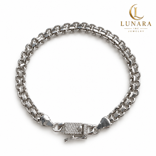 Silver Elegance Bracelet with Pavé Box Clasp