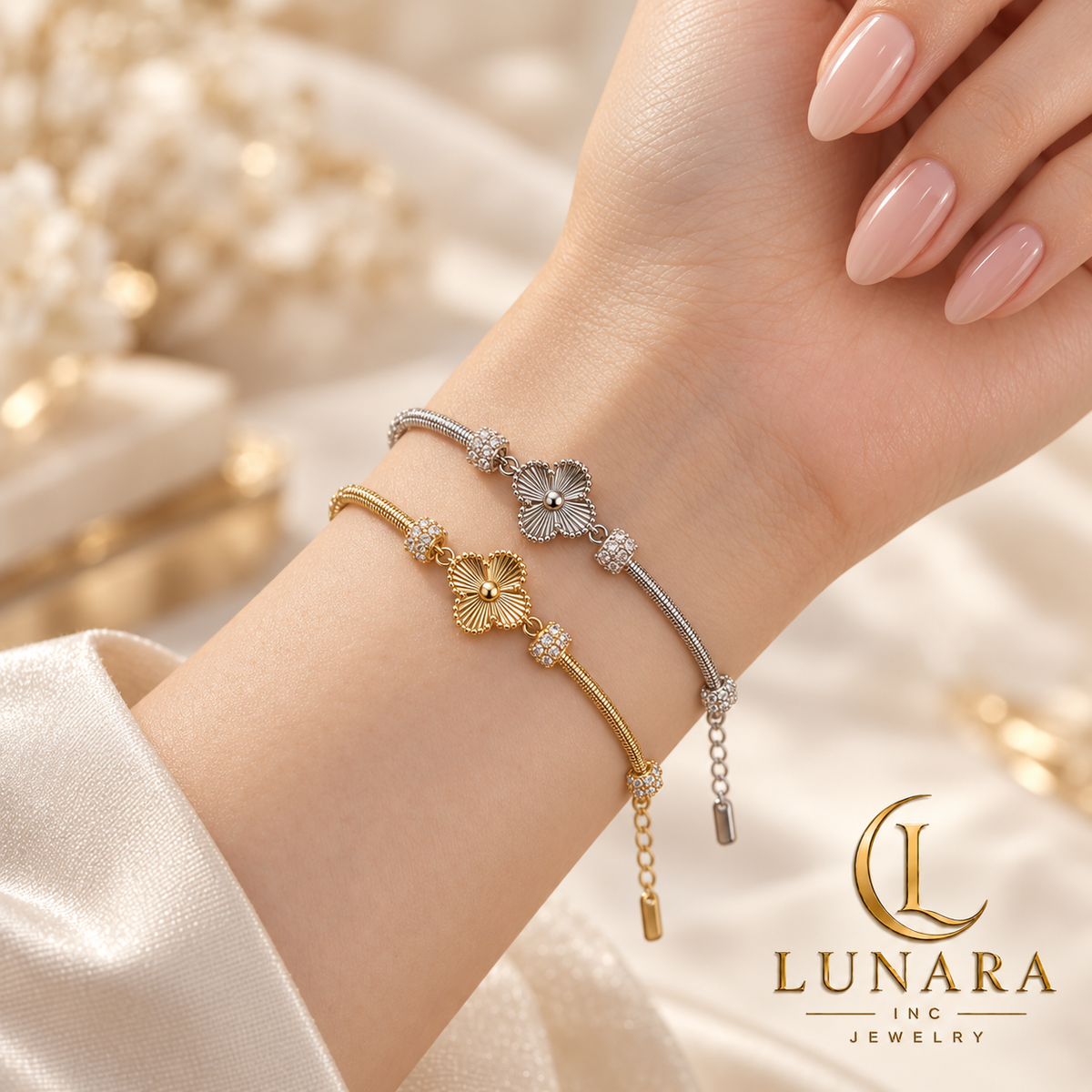 Four-Petal Flower Snake Chain Bracelet