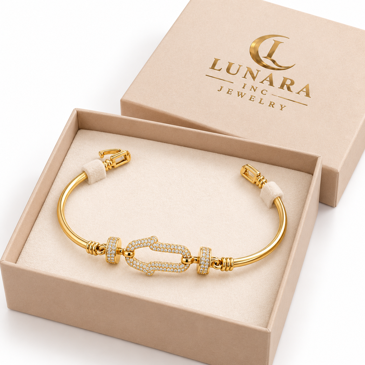 Pavé Carabiner Link Gold Bangle Bracelet