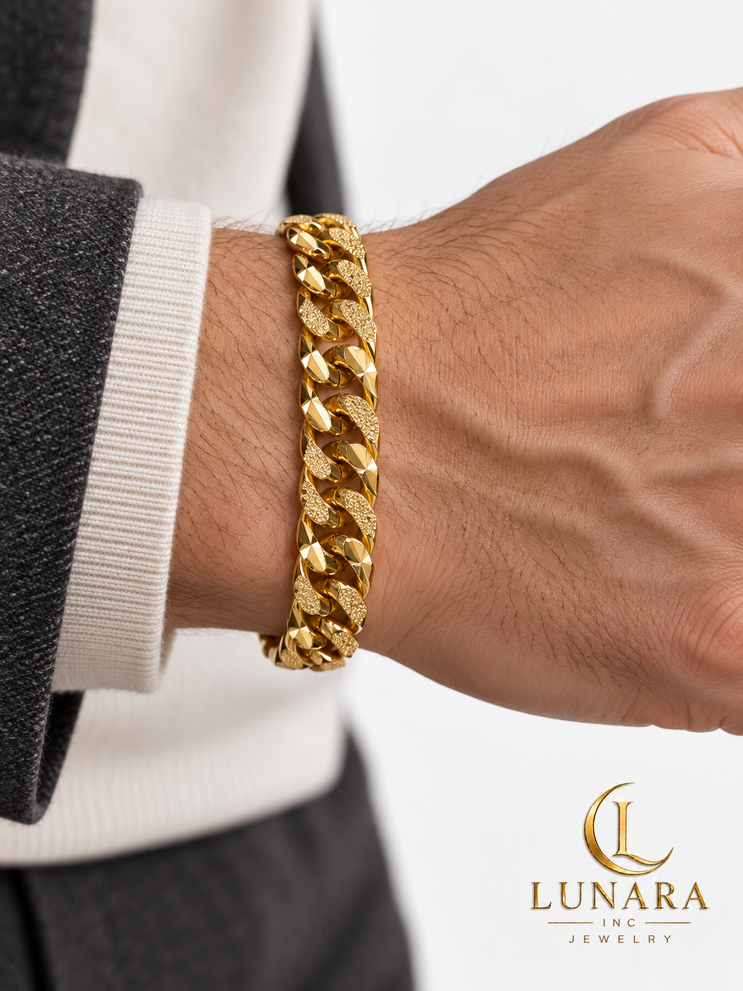 Men’s Faceted and Textured Cuban Link Bracelet