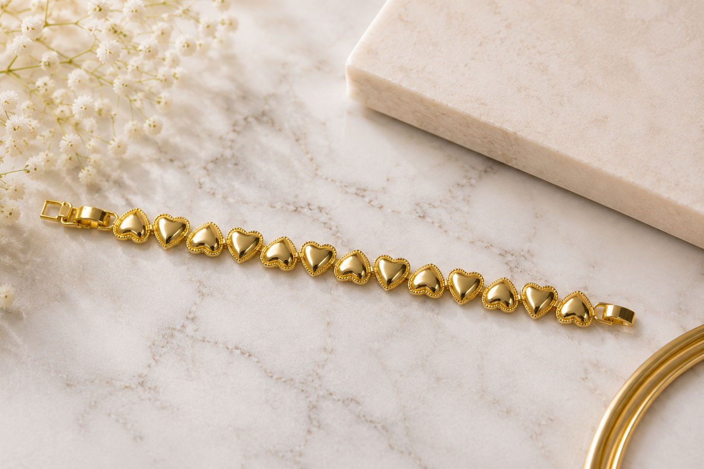 Golden Hearts Bracelet