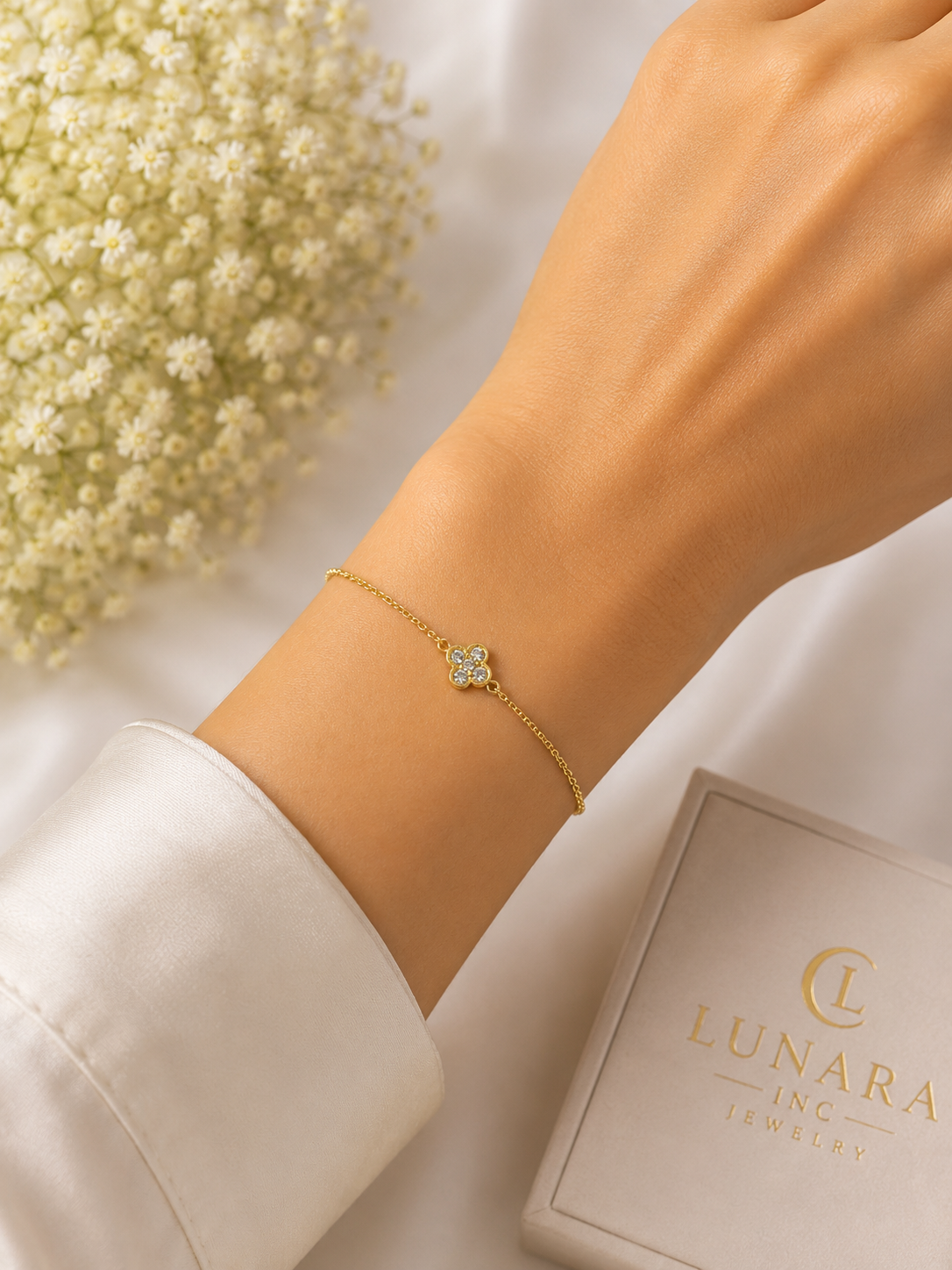Lunara Clover Bracelet