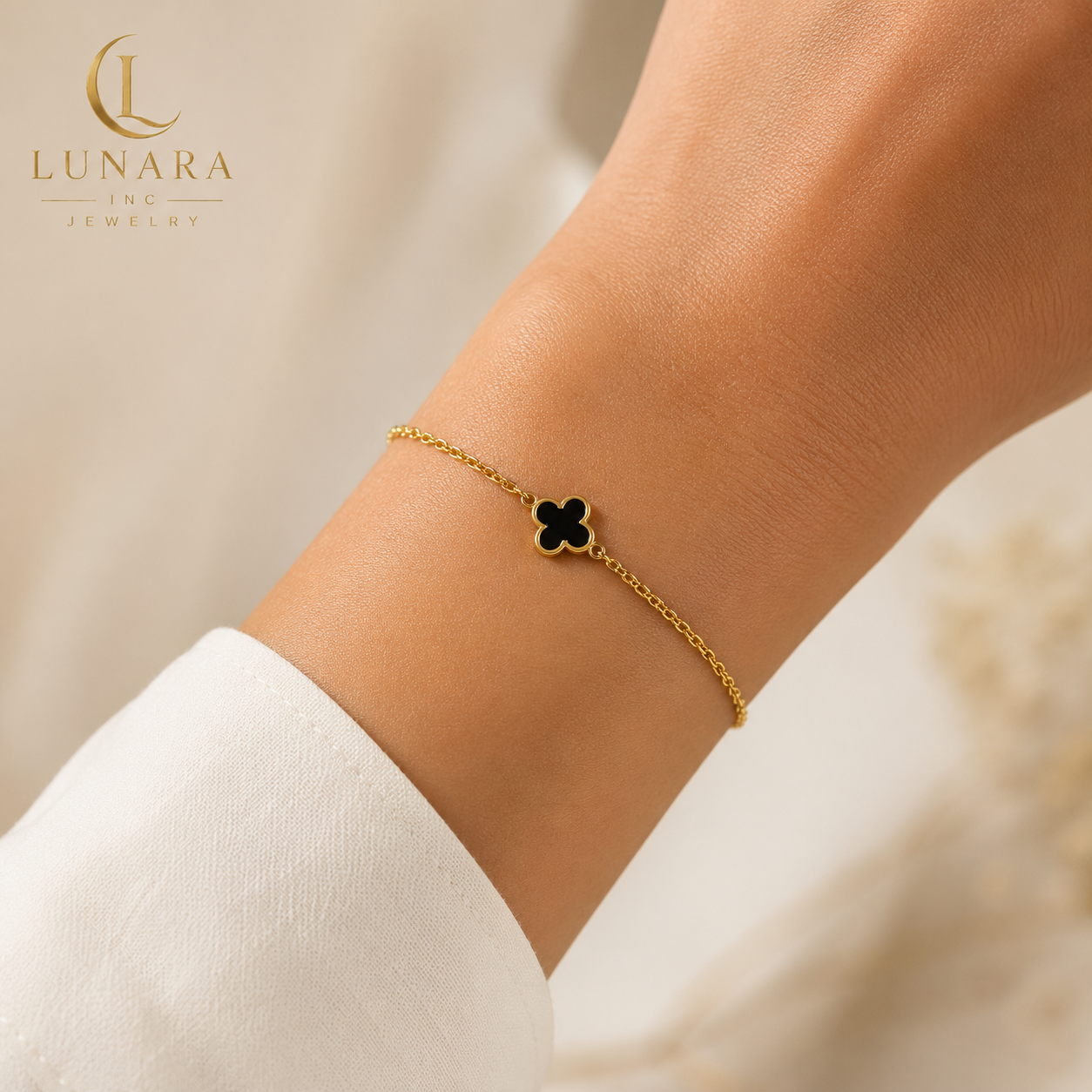 Lunara Clover Bracelet