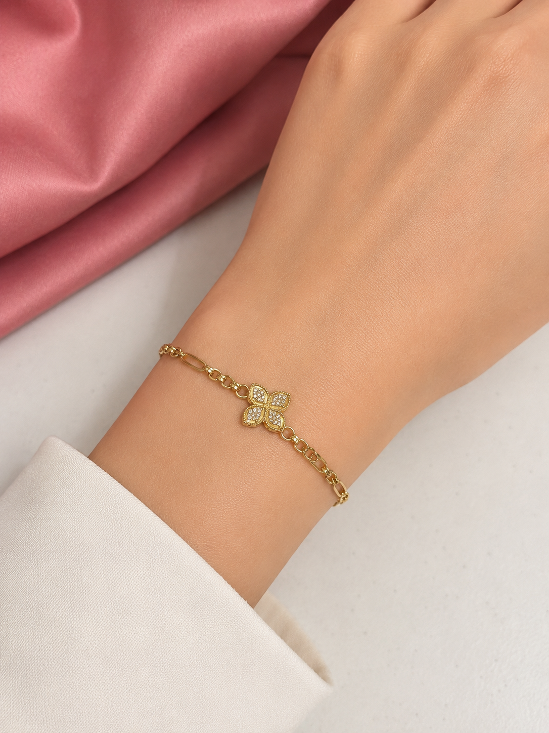Lunara Clover Charm Bracelet