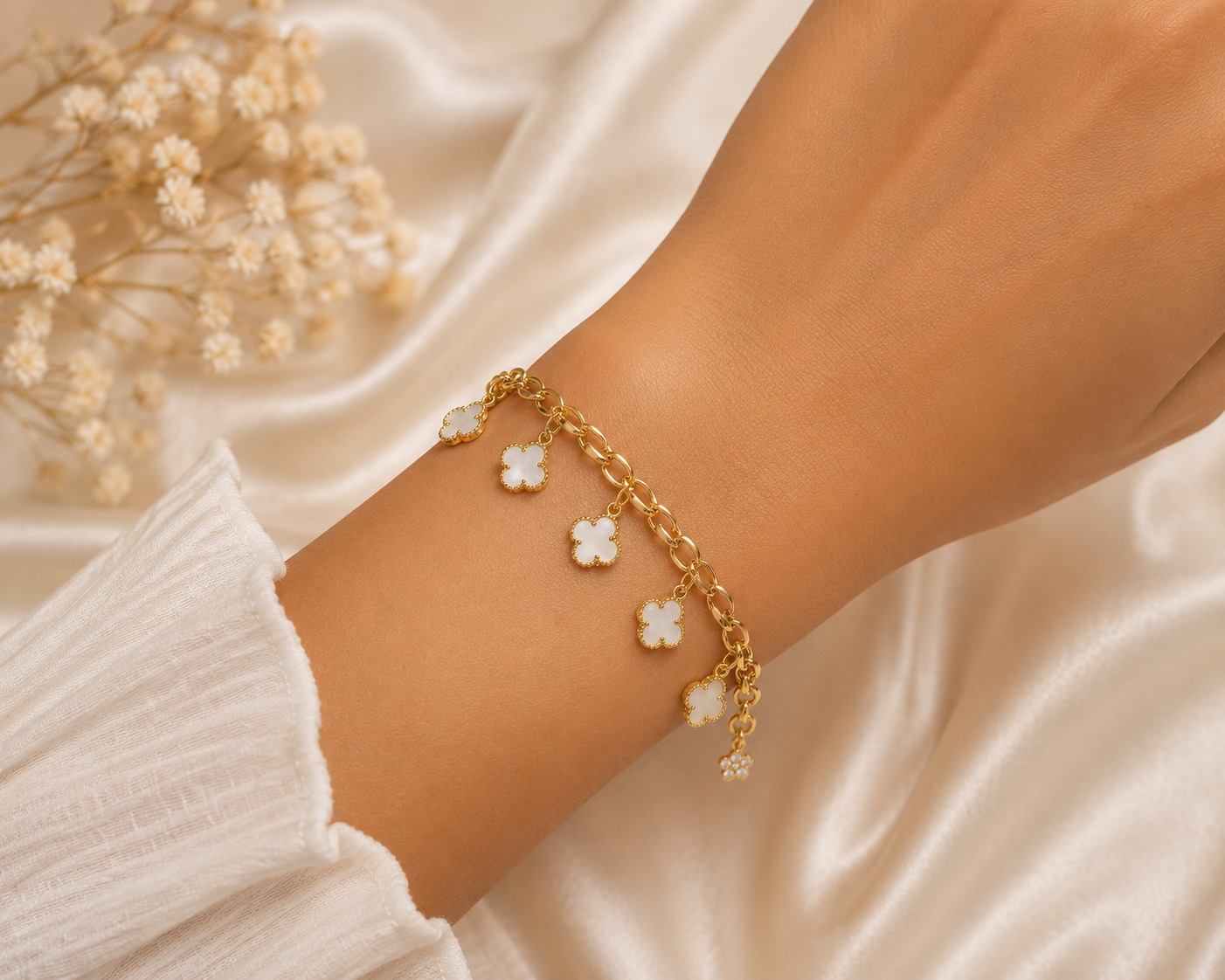 Lunara Clover Charm Bracelet