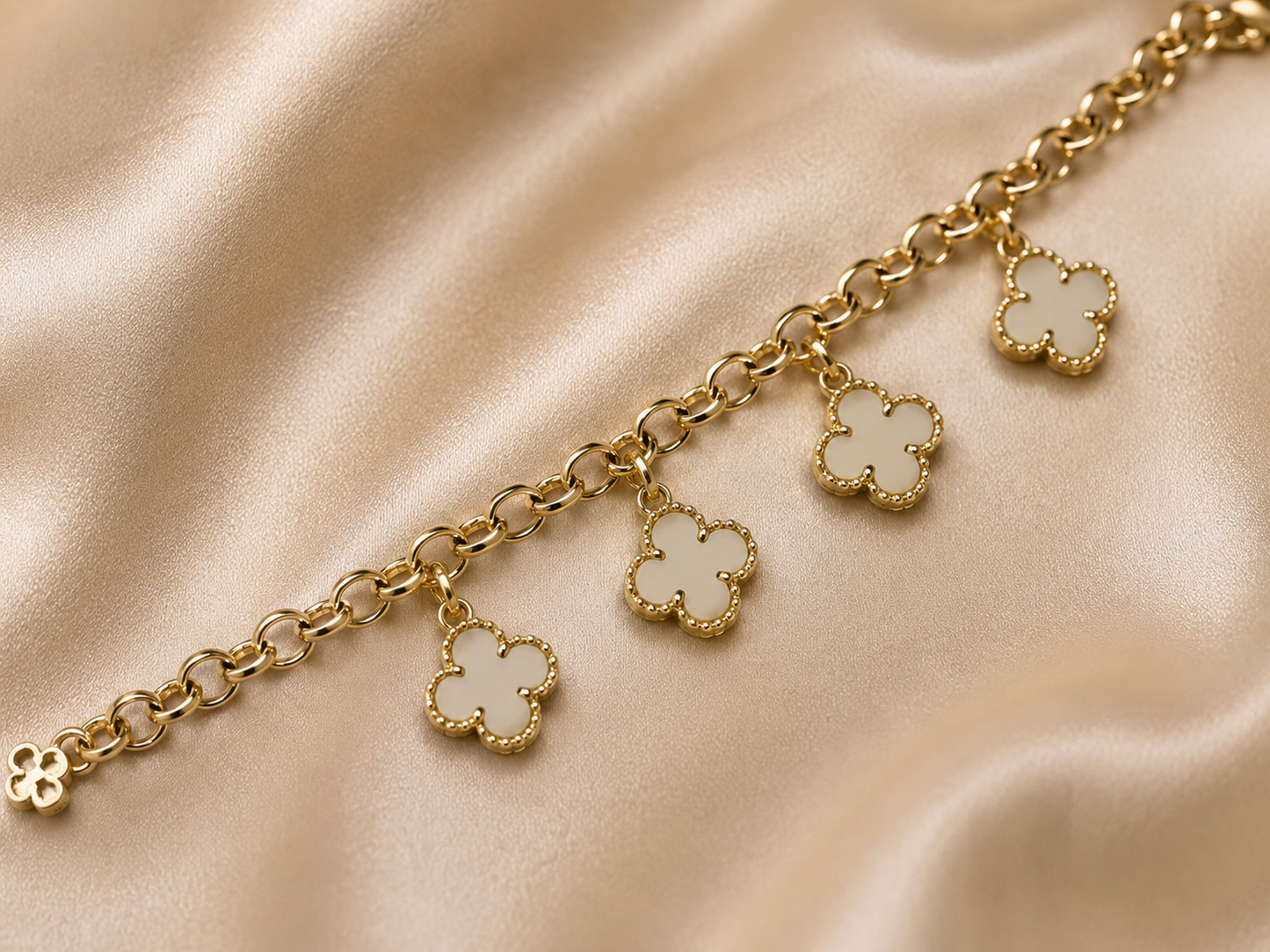 Lunara Clover Charm Bracelet