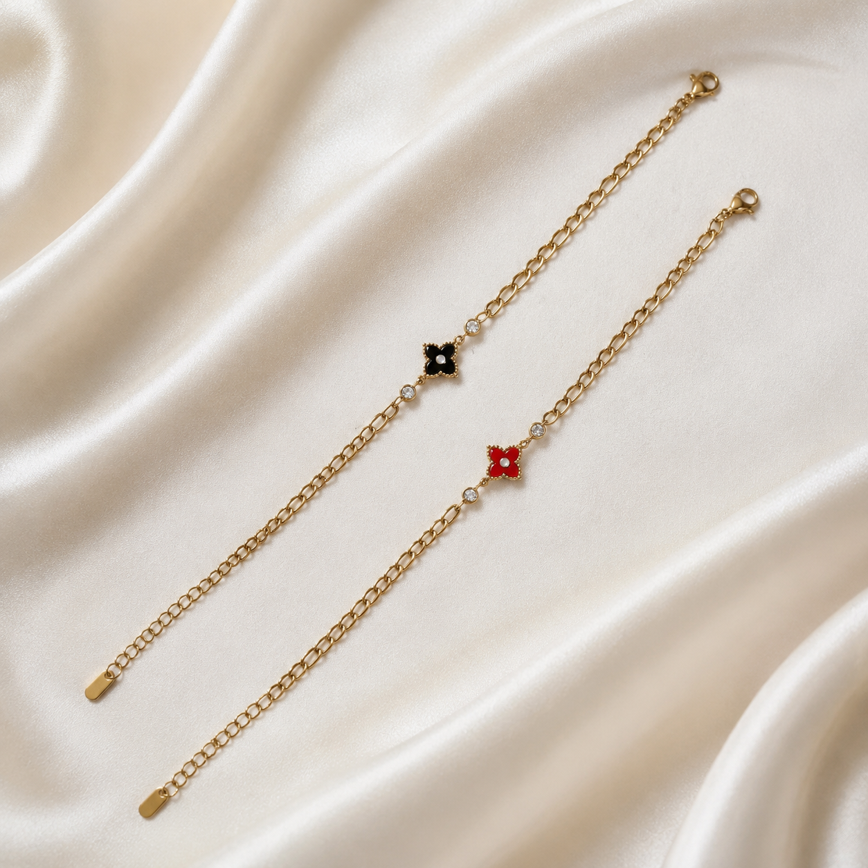 Lunara Clover Charm Bracelet