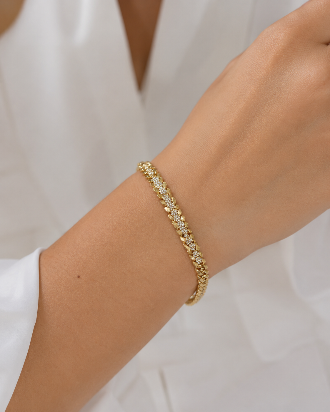 Golden Blossom Pavé Bracelet