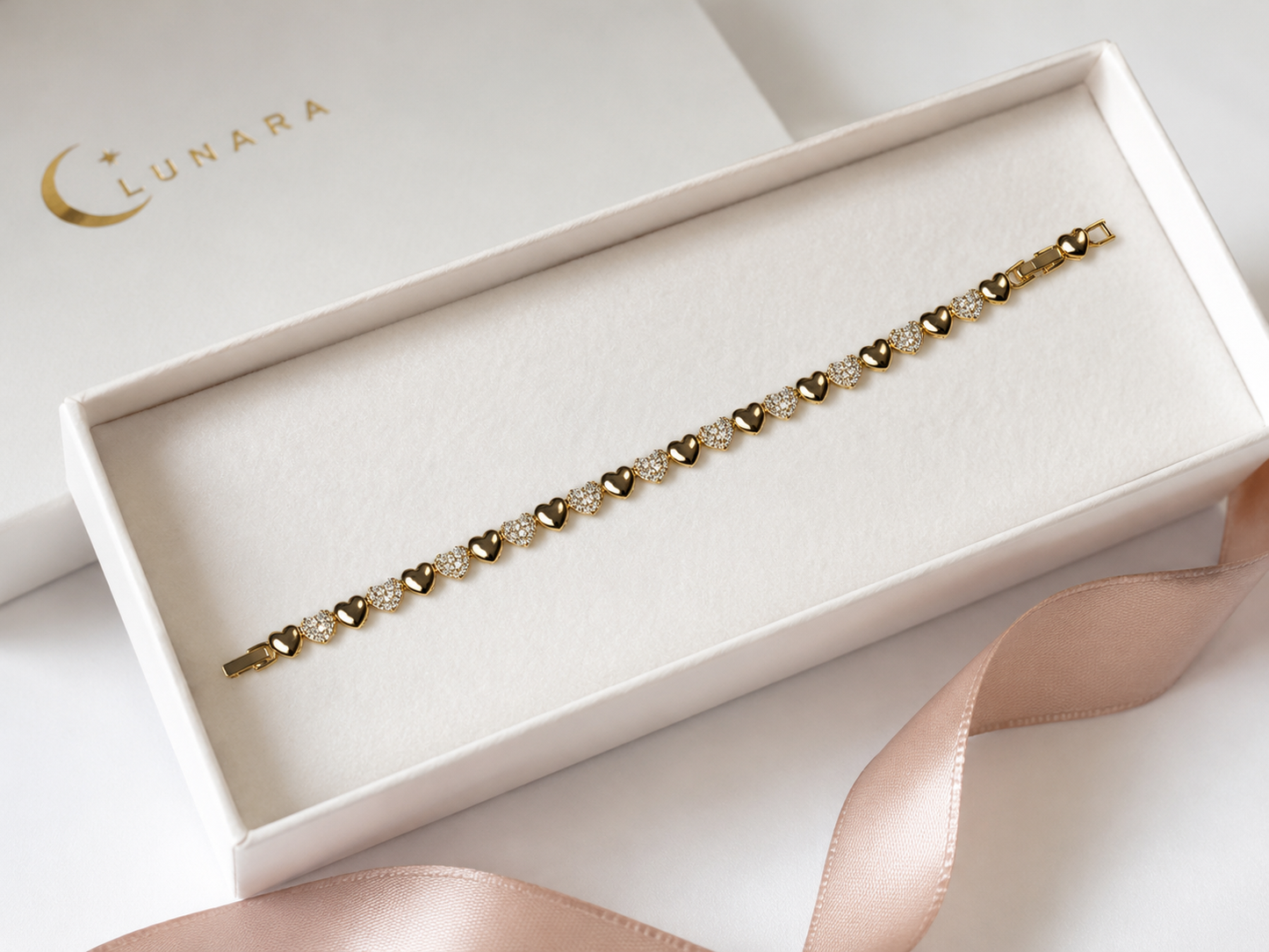 💛 Lunara Heart & Sparkle Bracelet