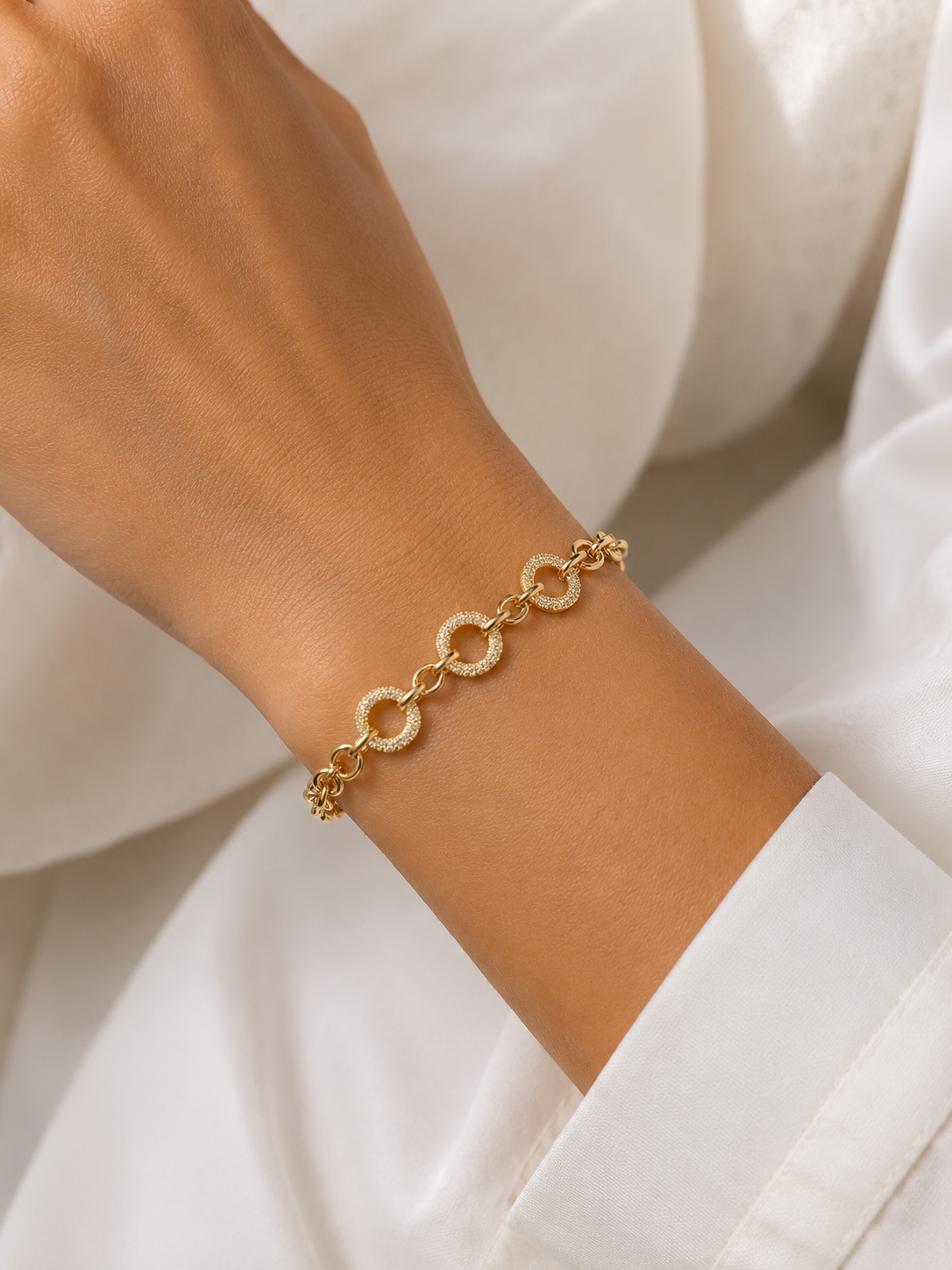 ✨ Golden Halo Link Bracelet