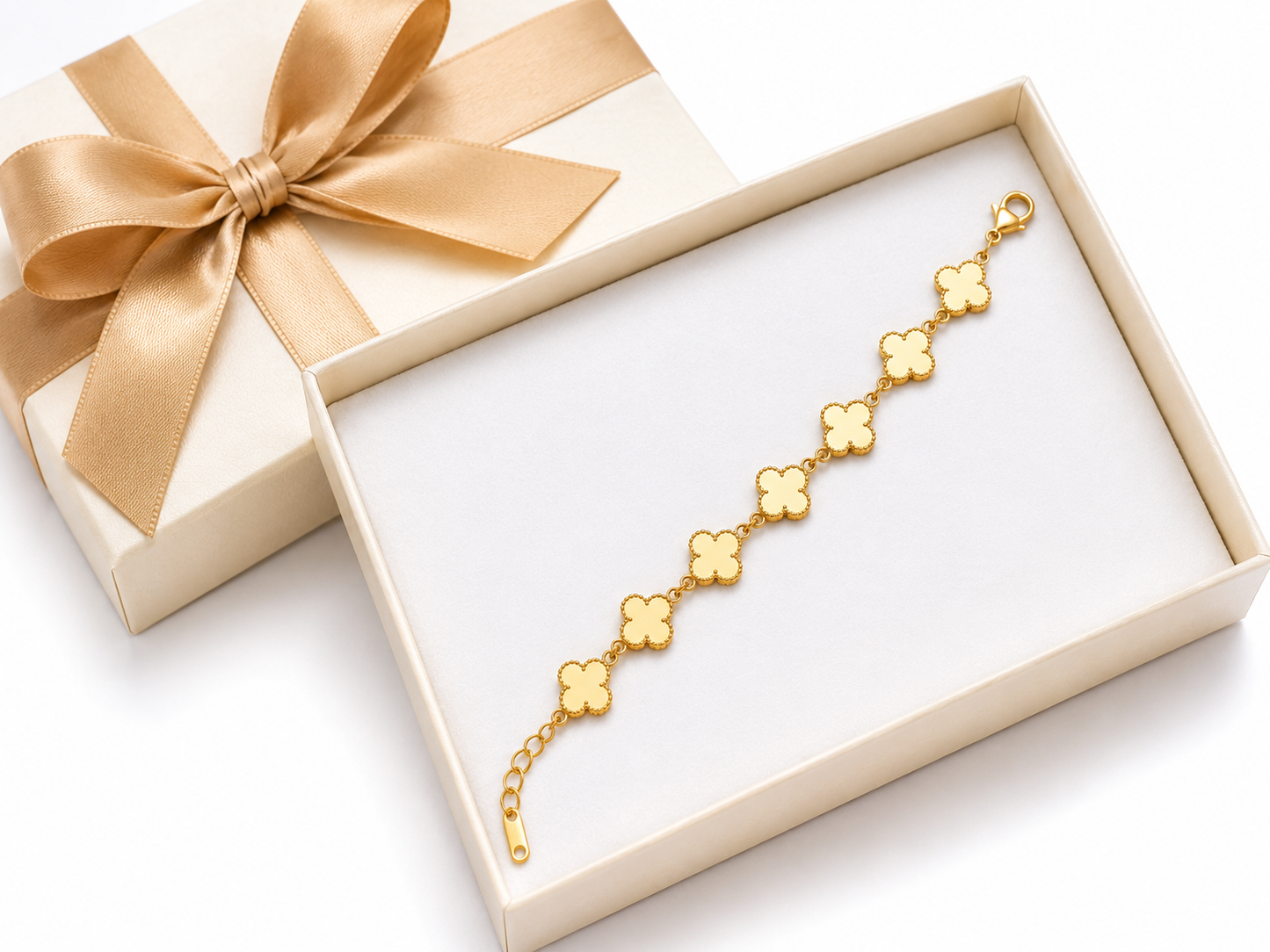 Golden Clover Chain Bracelet
