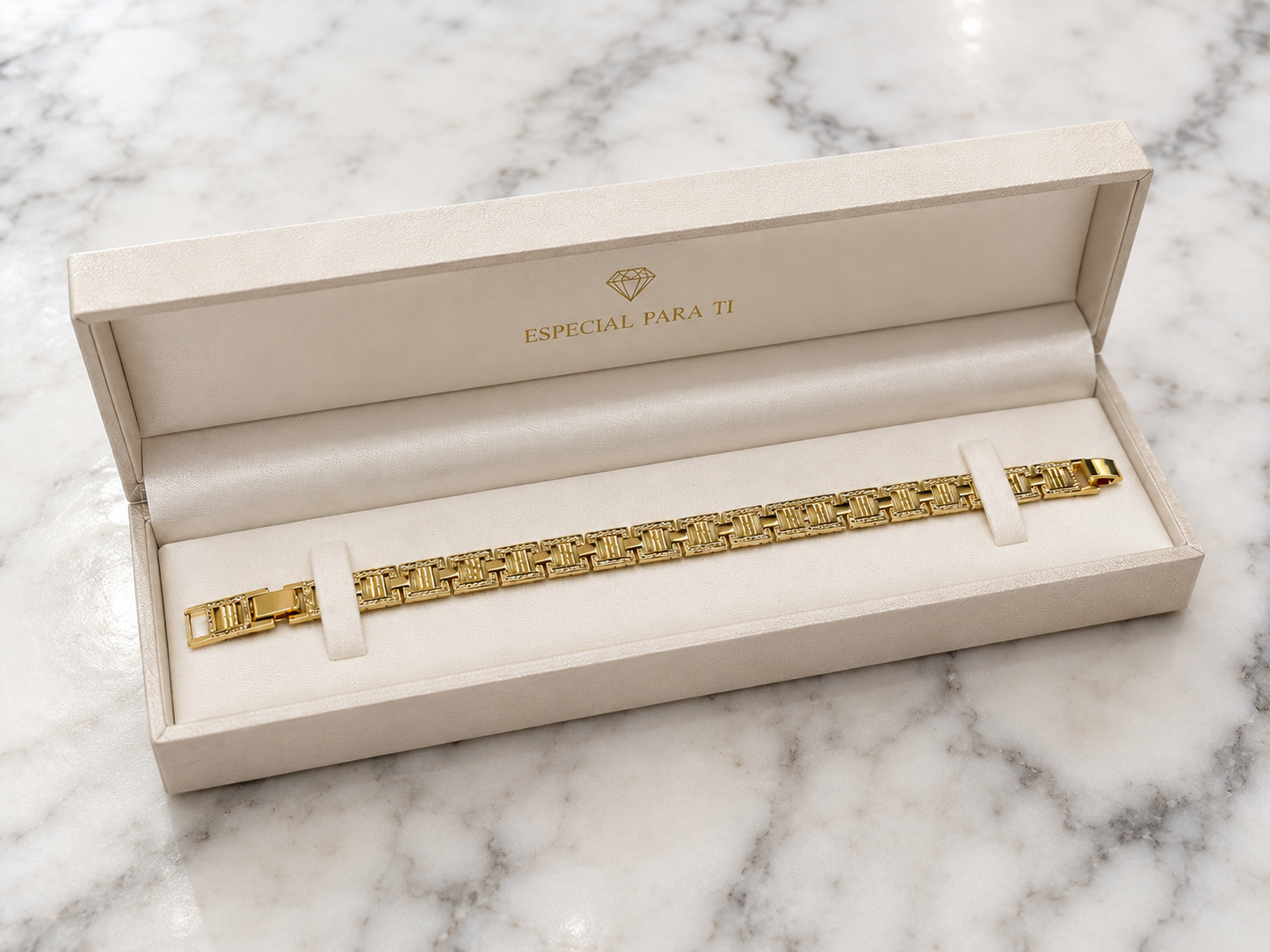 Lunara Greek Link Bracelet