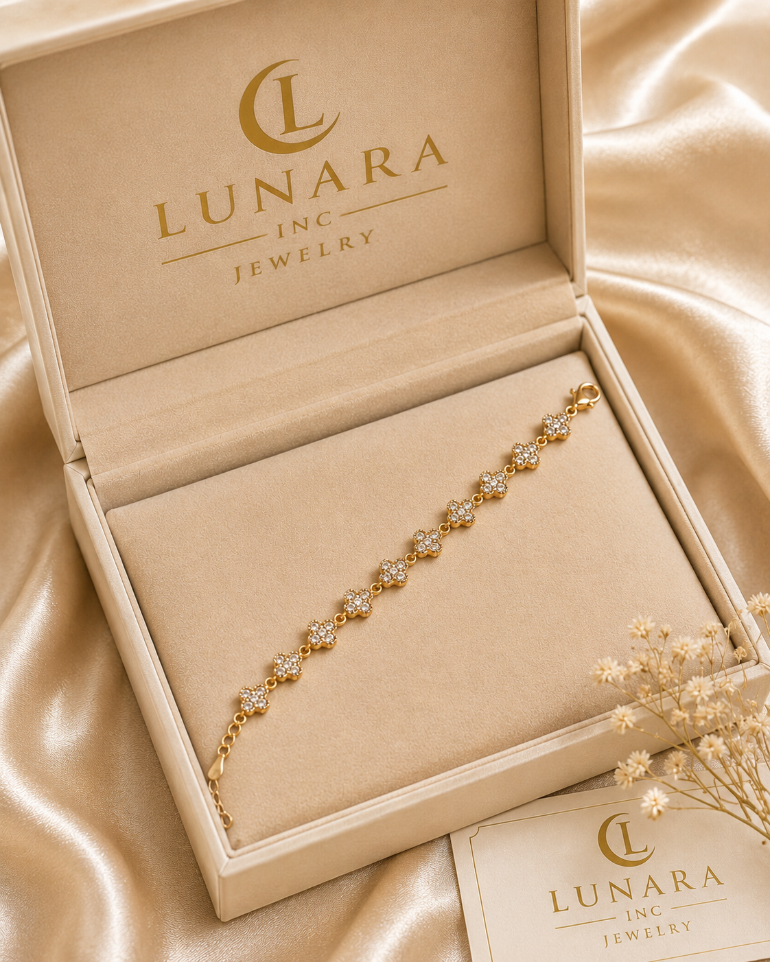 Lunara Crystal Clover Bracelet