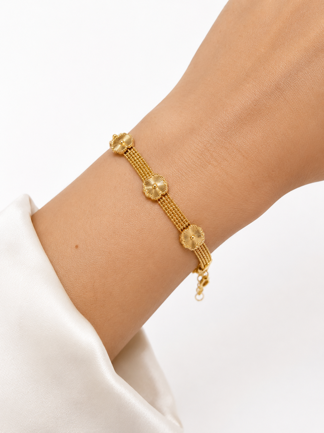 Lunara Golden Blossom Mesh Jewelry Set