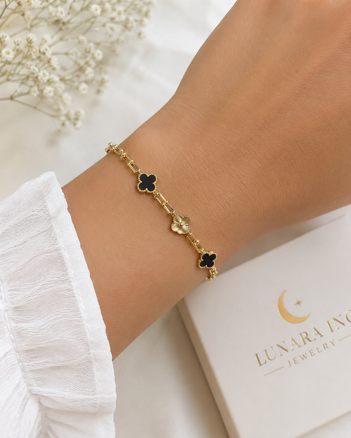 Lunara Clover Charm Bracelet