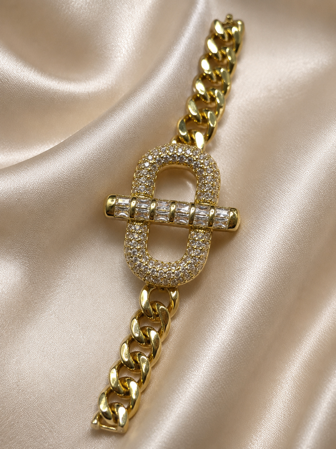 Lunara Pavé Toggle Cuban Bracelet