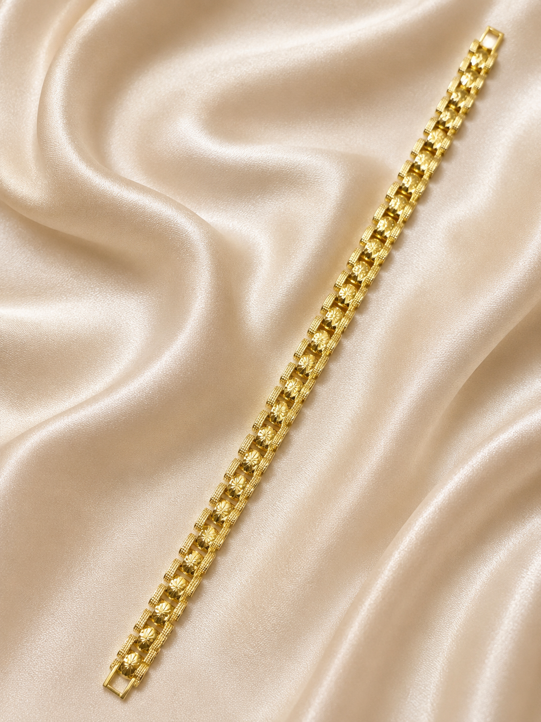 Lunara Floral Link Bracelet