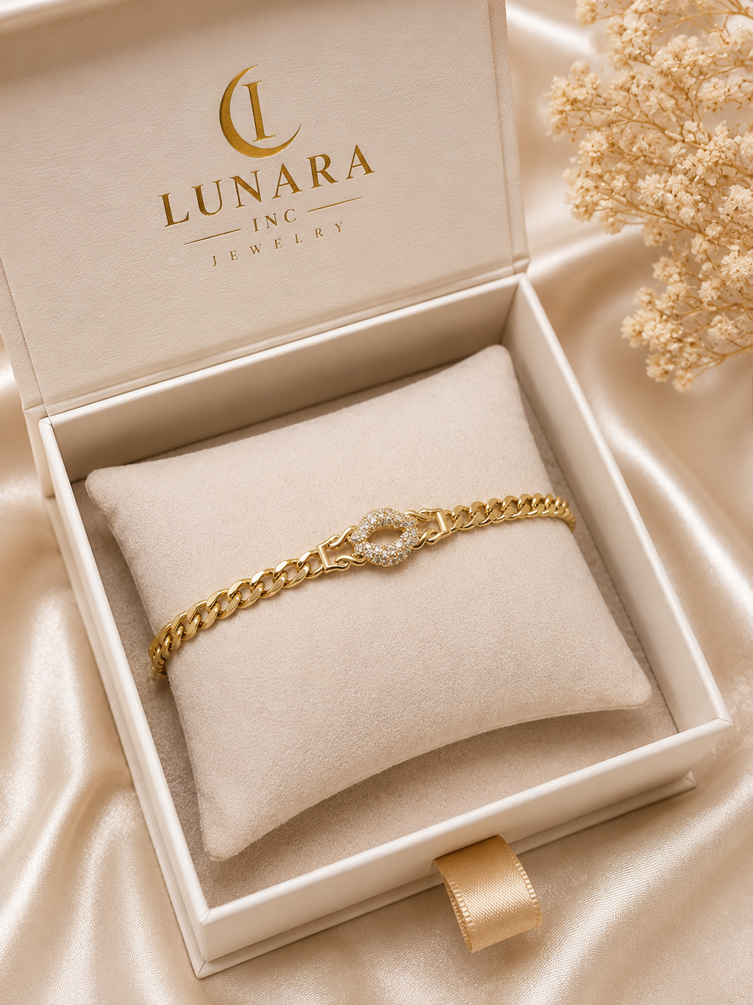 Lips of Love Cuban Link Bracelet