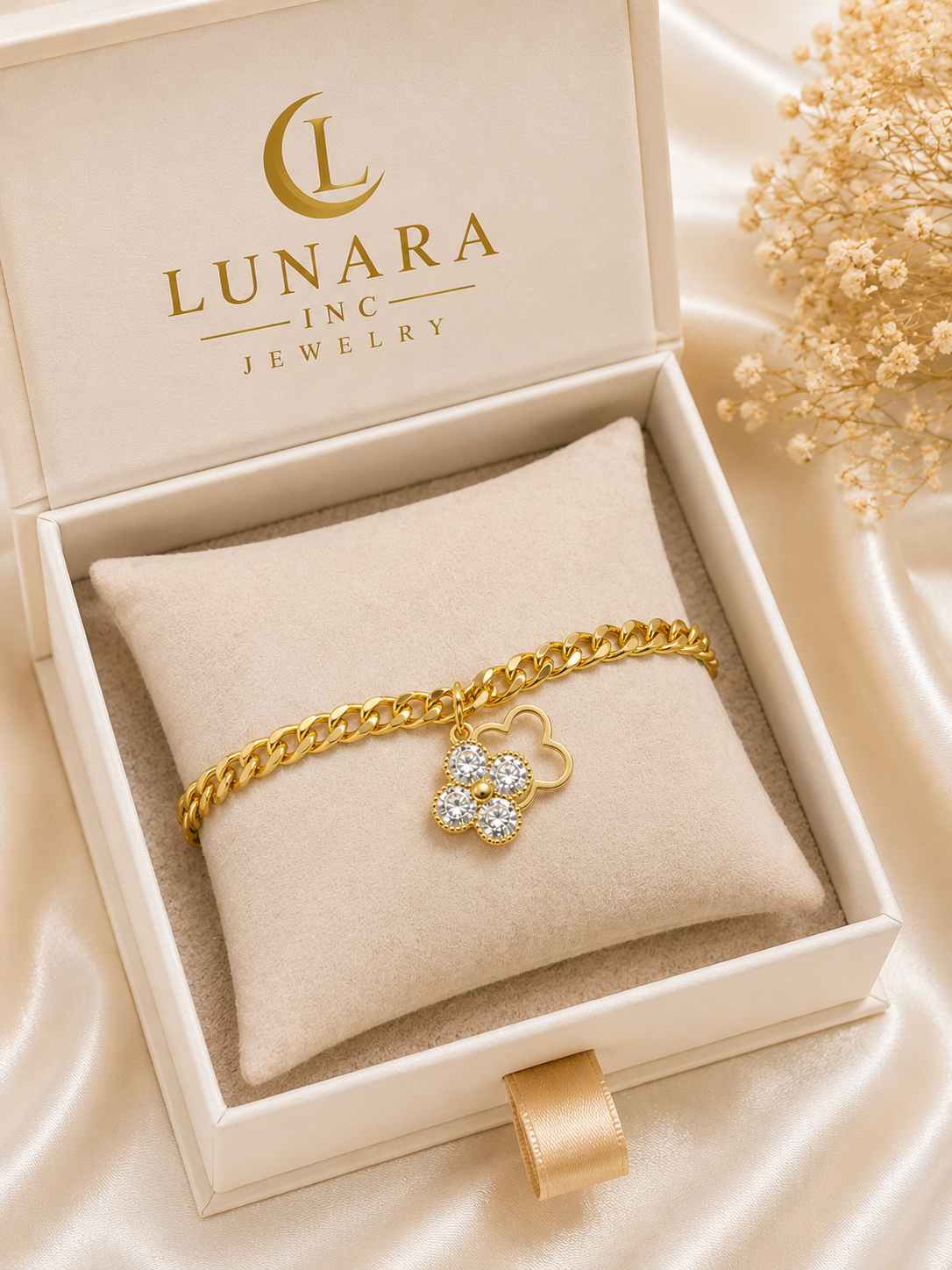 Lucky Clover Charm Cuban Link Bracelet
