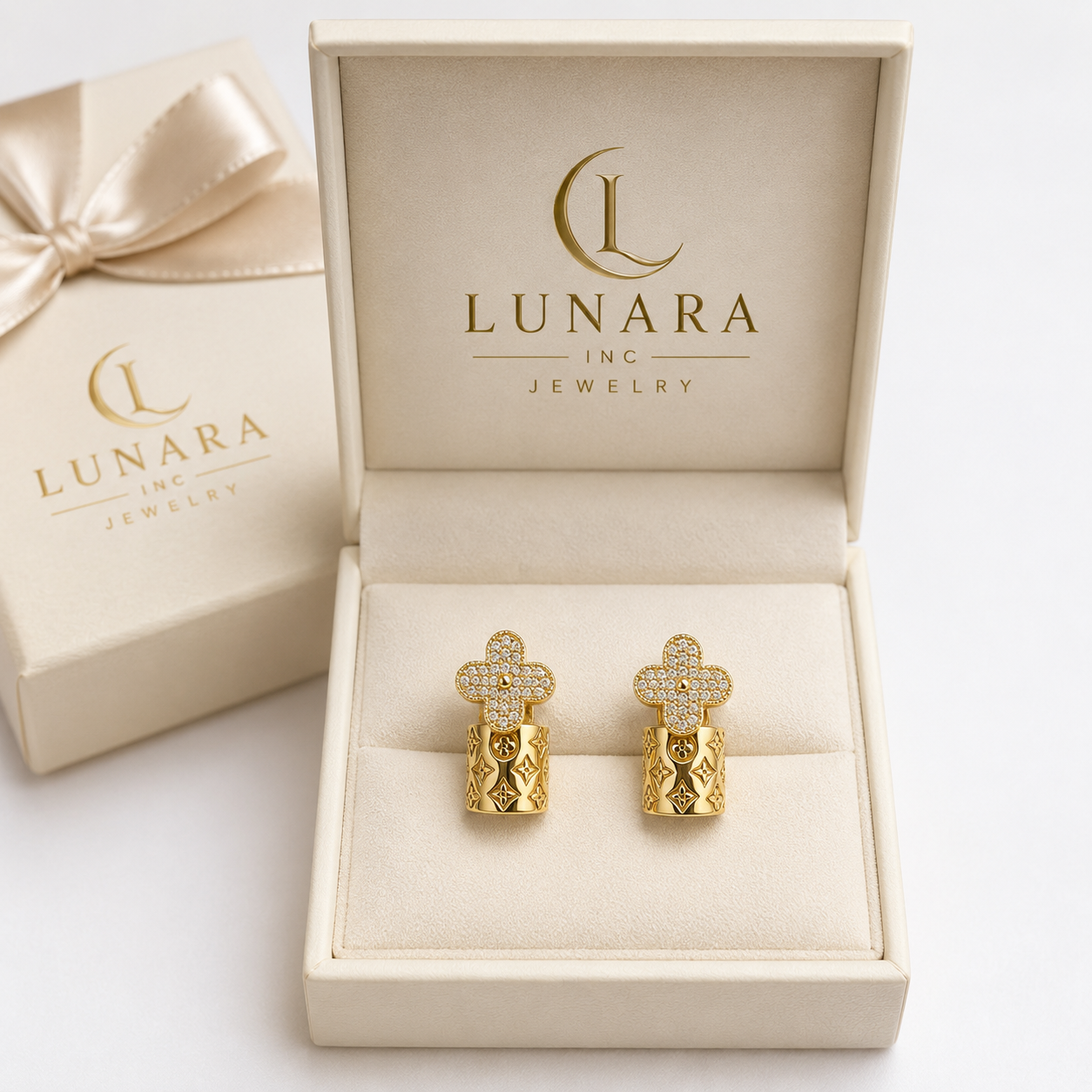 Lunara Clover Drop Earrings