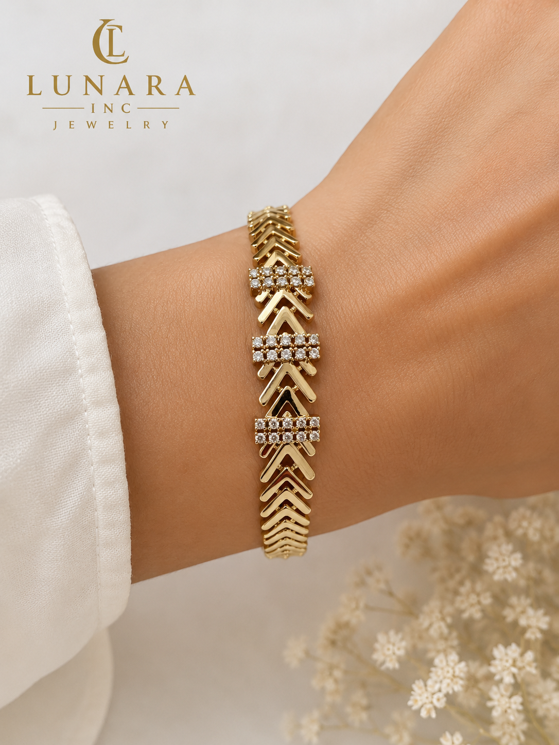 Lunara Chevron Crystal Bracelet – Gold Geometric Link Bracelet