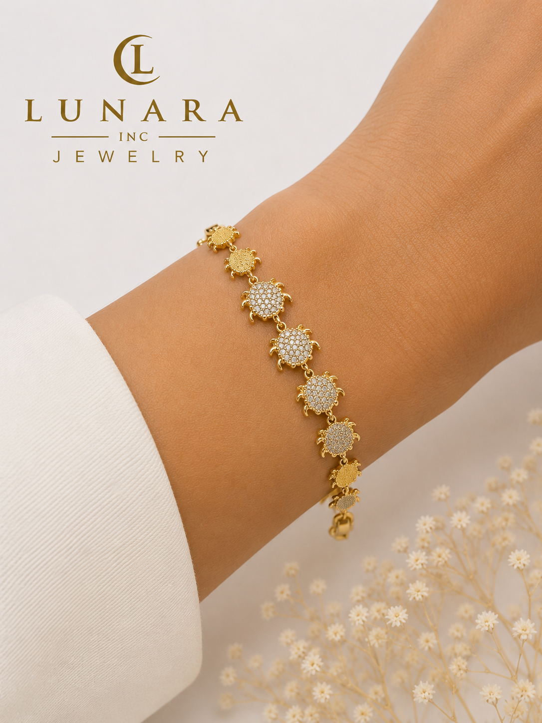 Lunara Sea Turtle Bracelet – Gold Turtle Link Bracelet