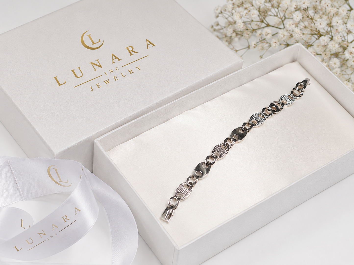 Lunara Oval Link Bracelet – Silver Tone with Pavé Oval Accents