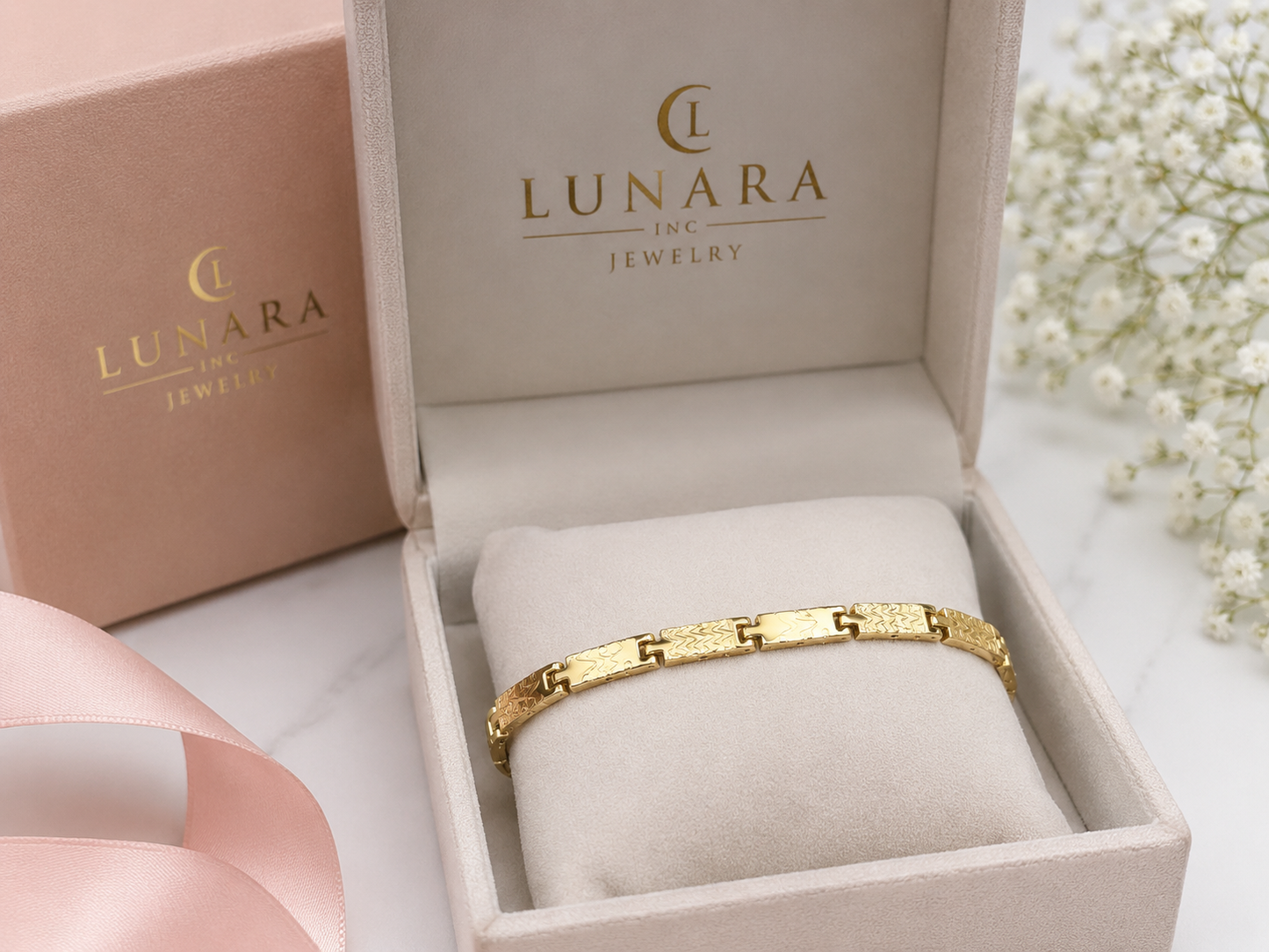 Gold Engravable Link Bracelet