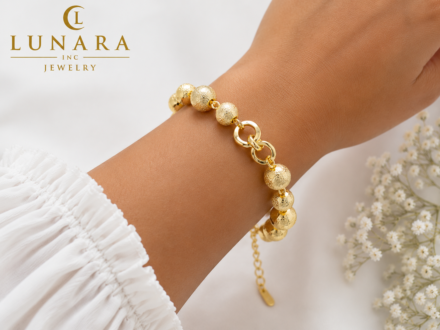 Gold Stardust Bead & Oval Link Bracelet