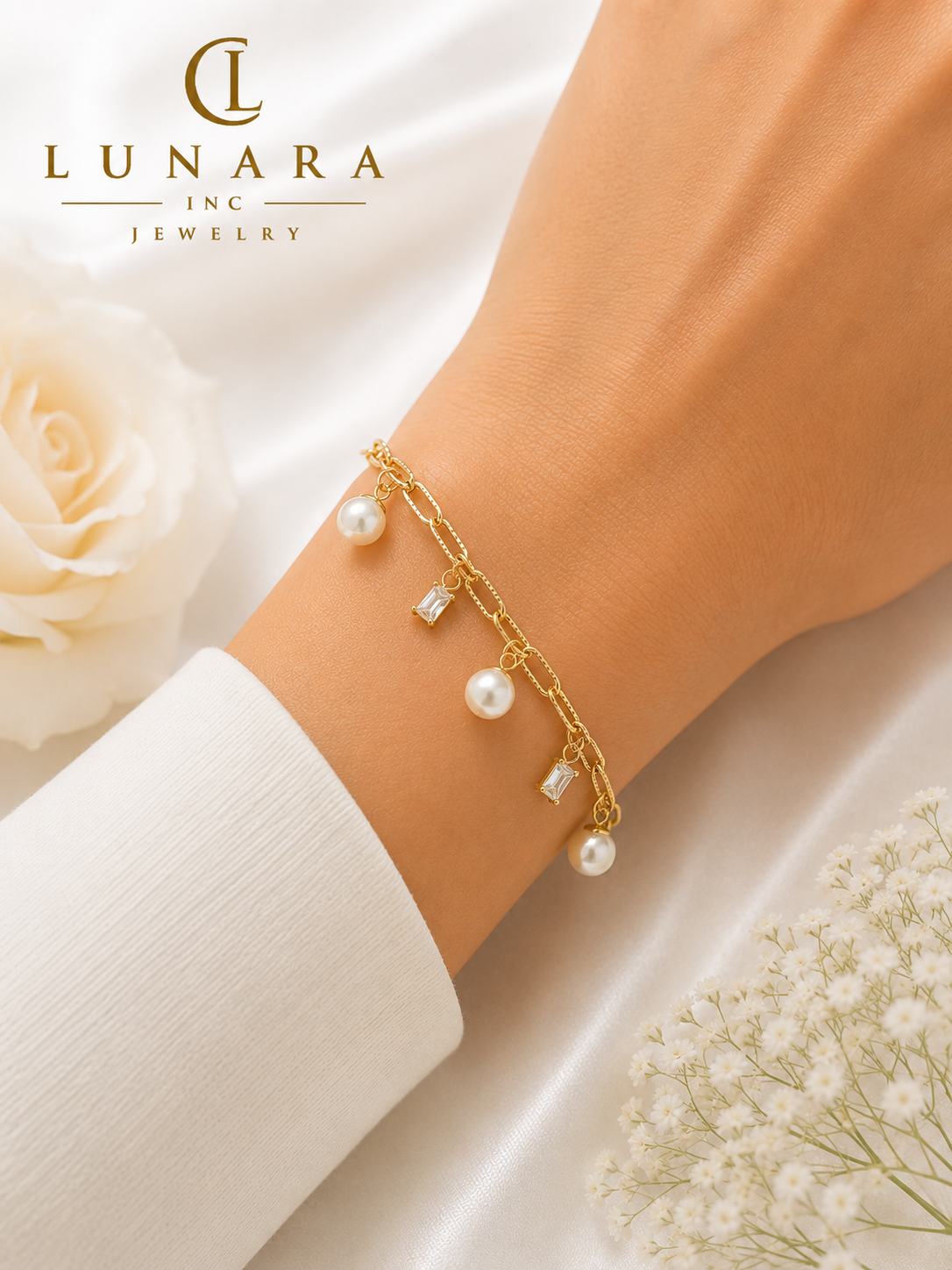 Pearl & Baguette Charm Gold Bracelet