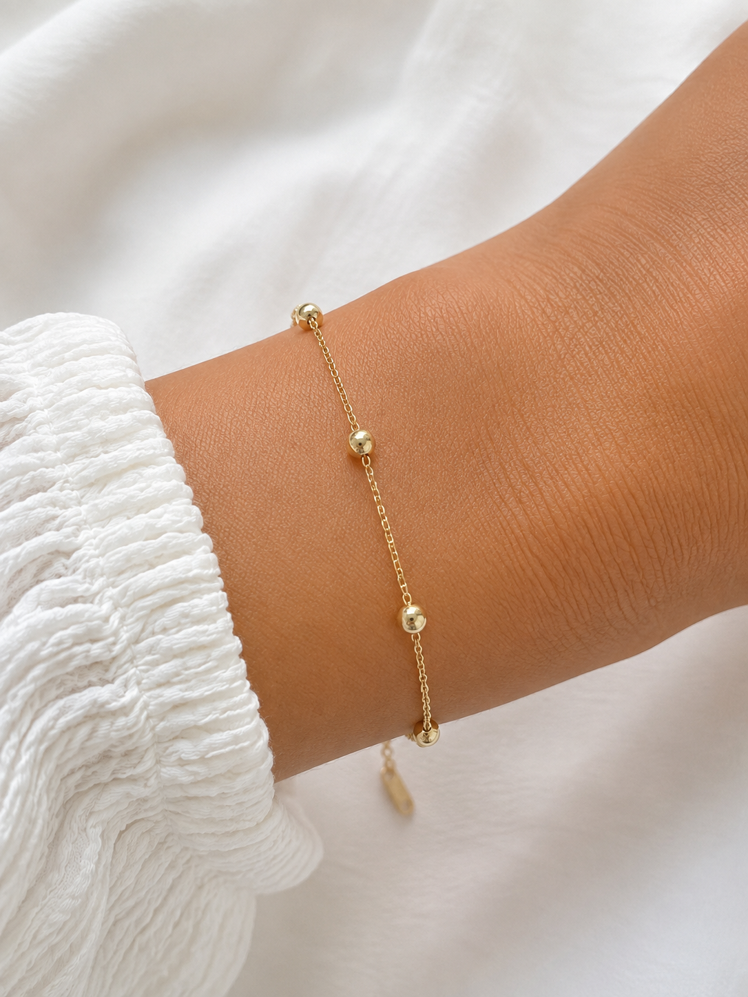 Dainty Gold Bead Bracelet