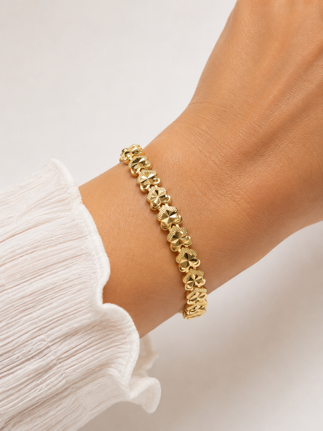 Golden Heart Link Bracelet