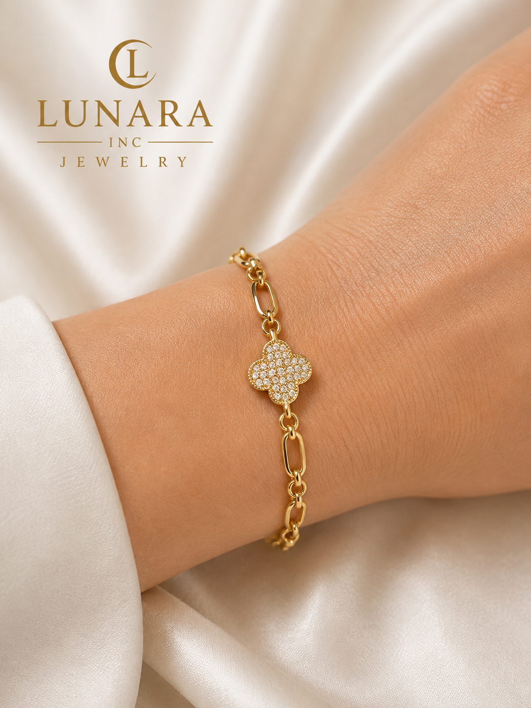 Luxe Clover Link Bracelet