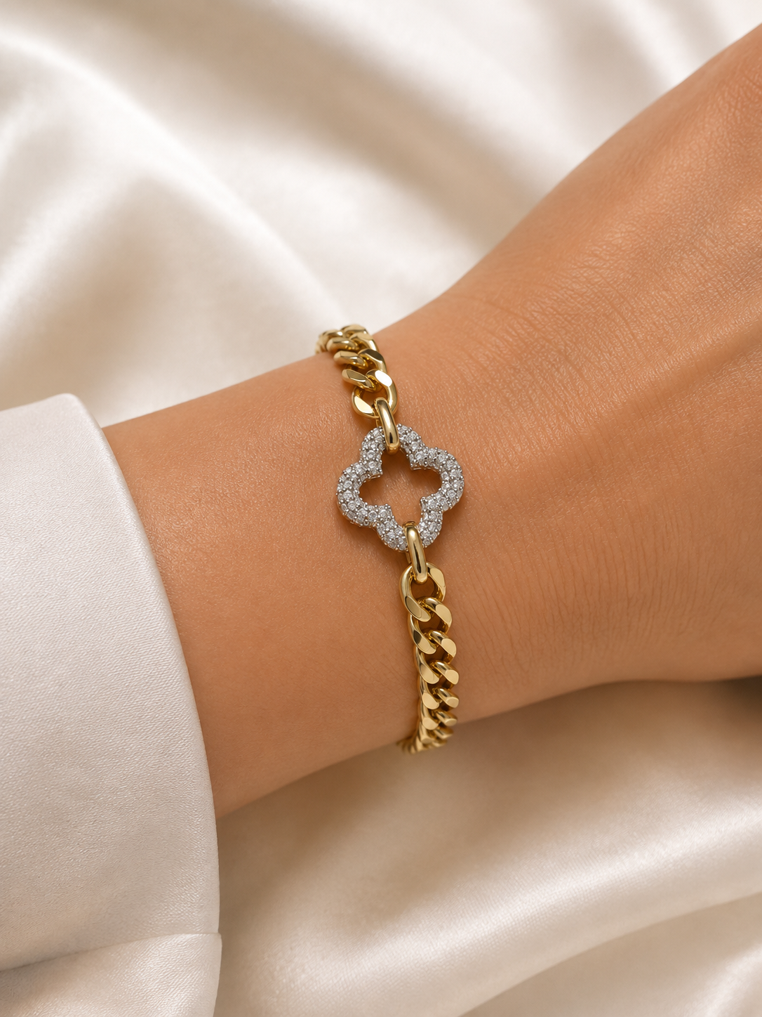 Celeste Pavé Clover Bracelet