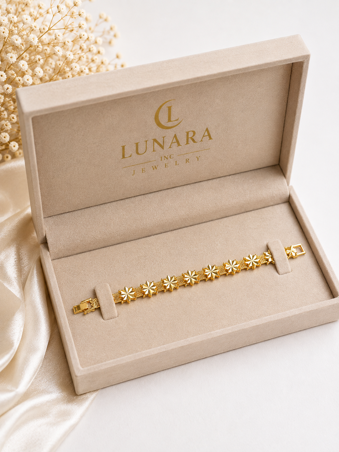 Golden Star Link Bracelet