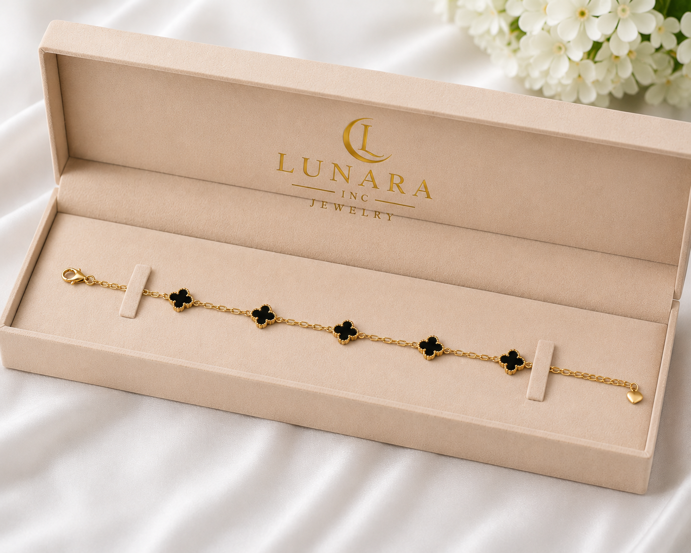 Lunara Mini Black Clover Bracelet