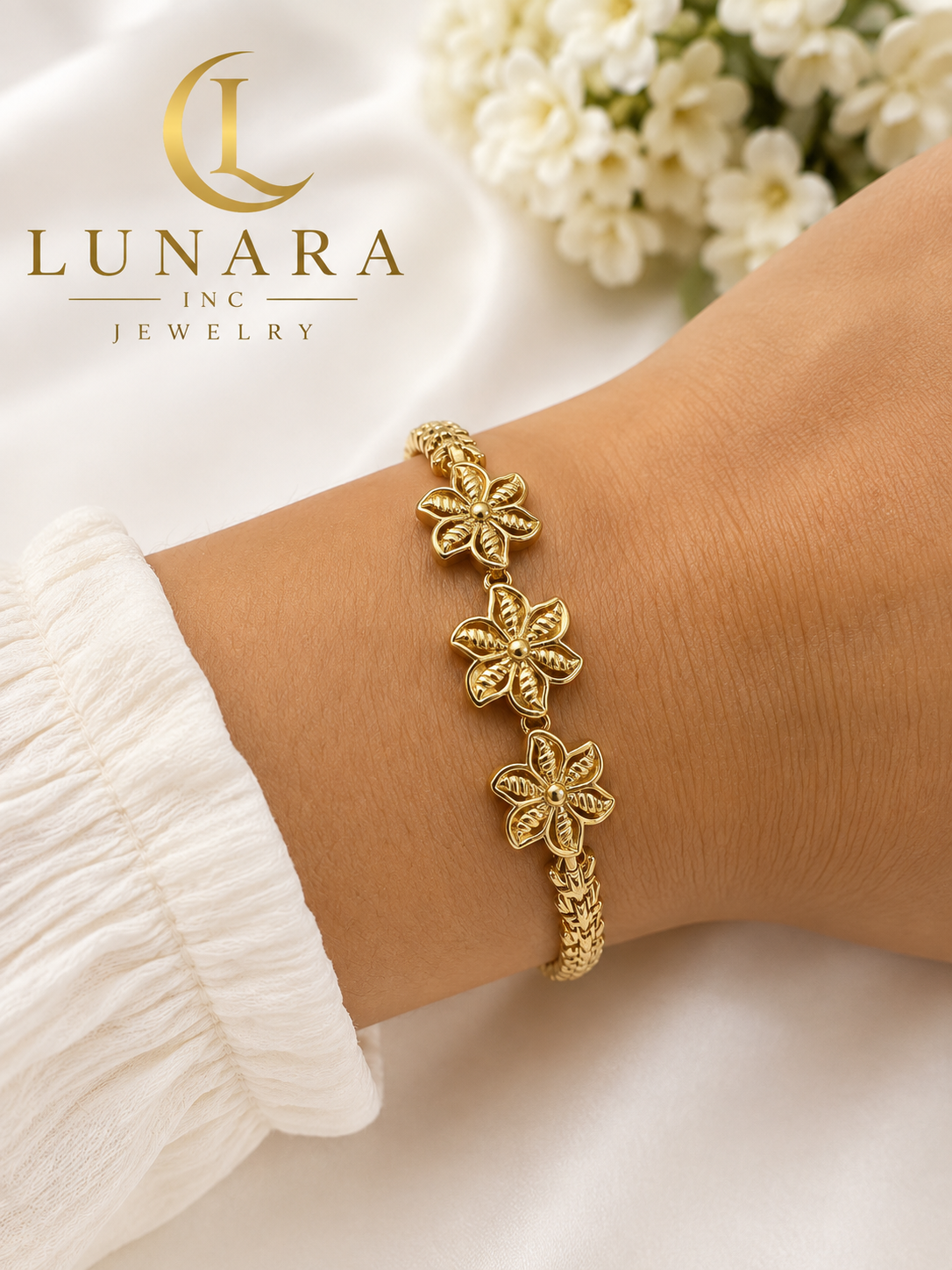 Lunara Triple Flower Gold Bracelet