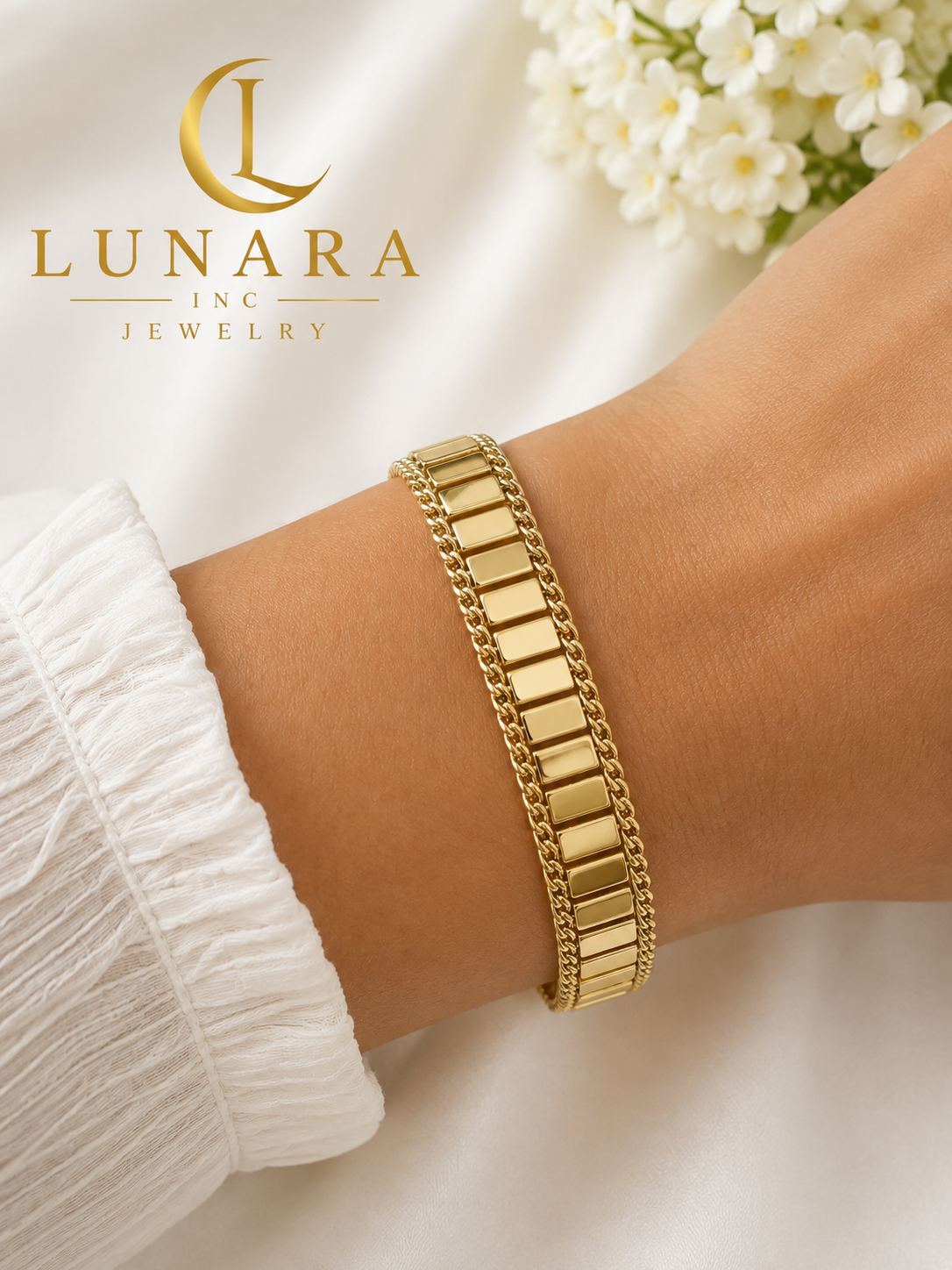 Lunara Bold Rectangular Link Bracelet