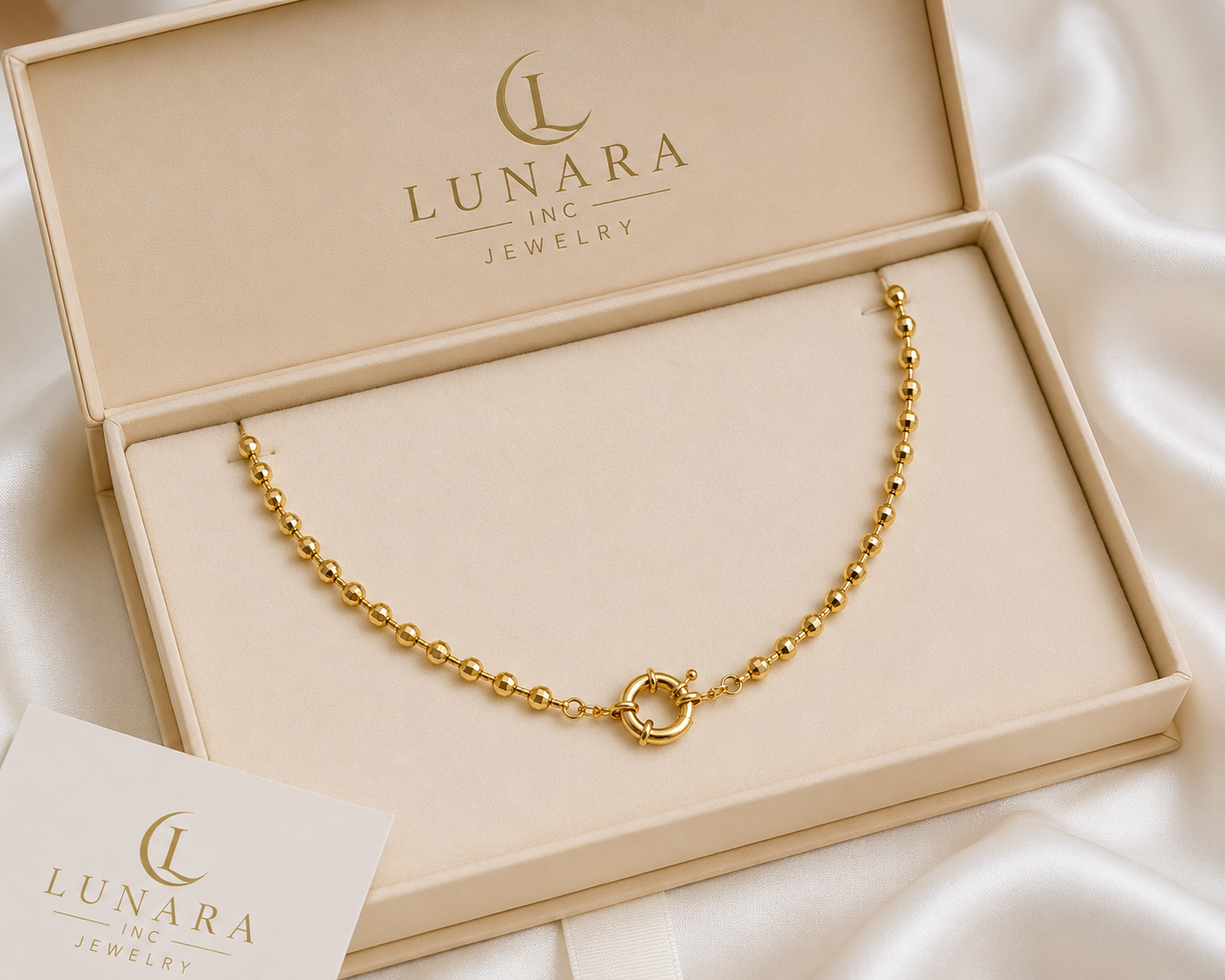 Faceted Gold Bead Front Clasp Necklace