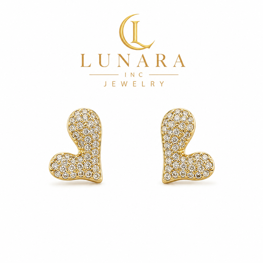 Sparkling Heart Stud Earrings 💖✨