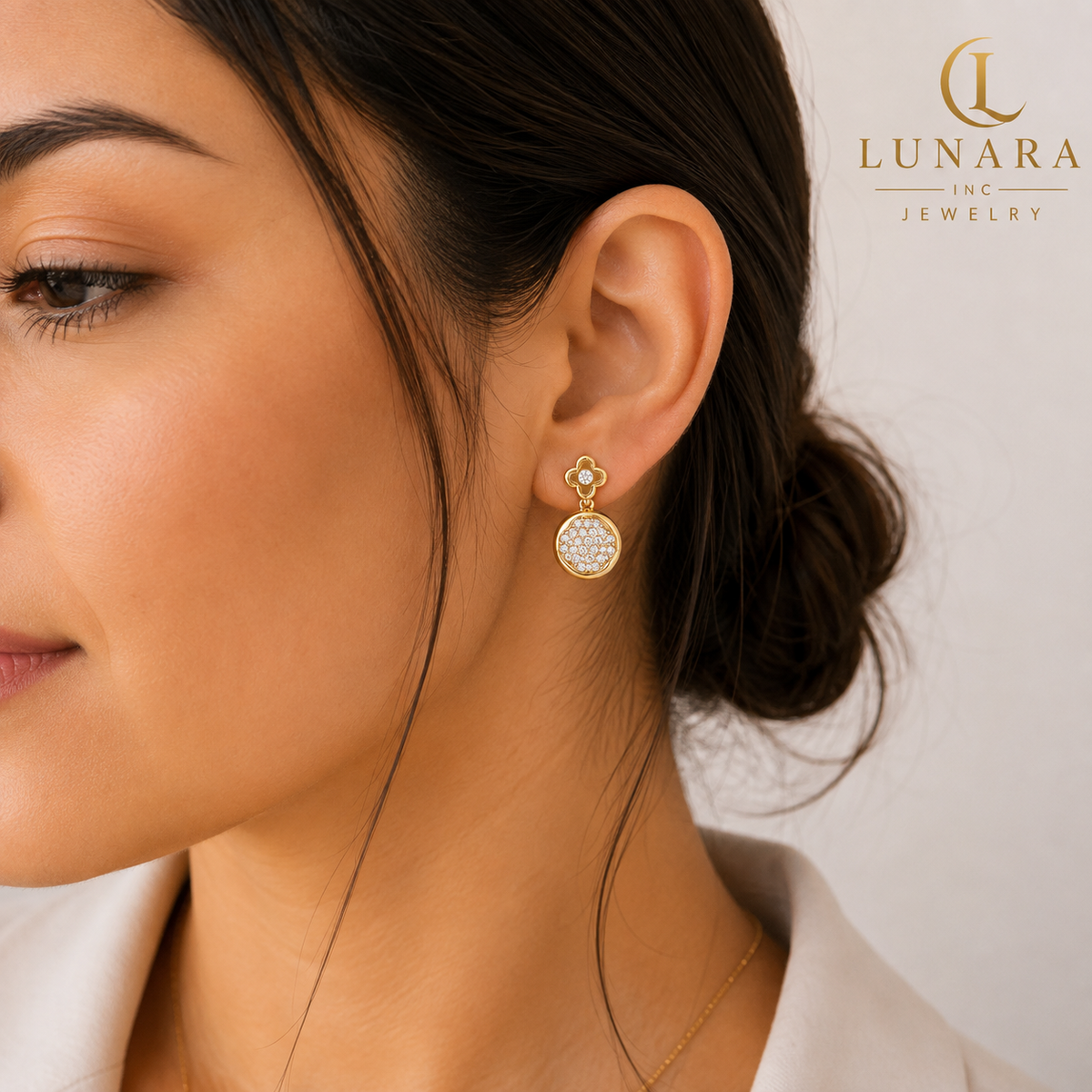✨ Clover & Pavé Drop Earrings