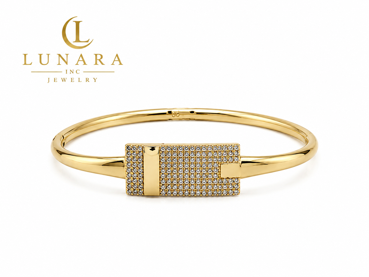 ✨ Crystal Lock Gold Bangle